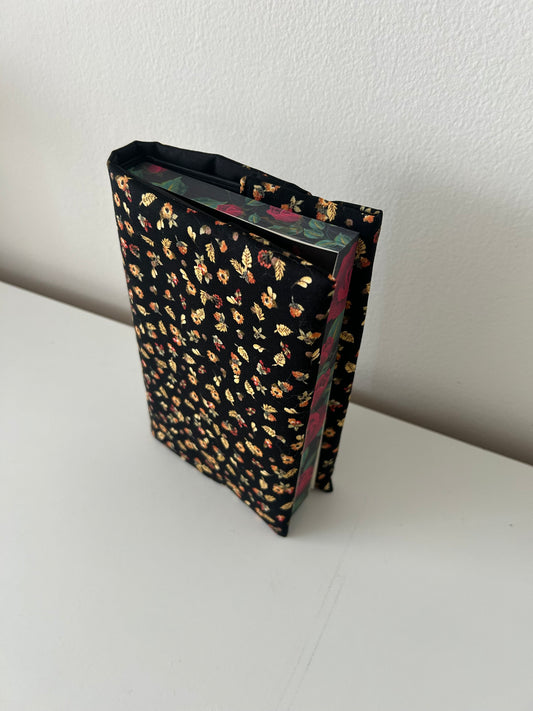 Black Floral Adjustable Book Cover