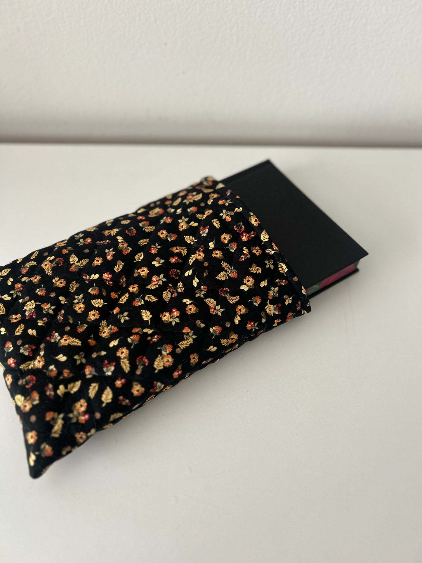 Black Floral Vertical Booksleeve